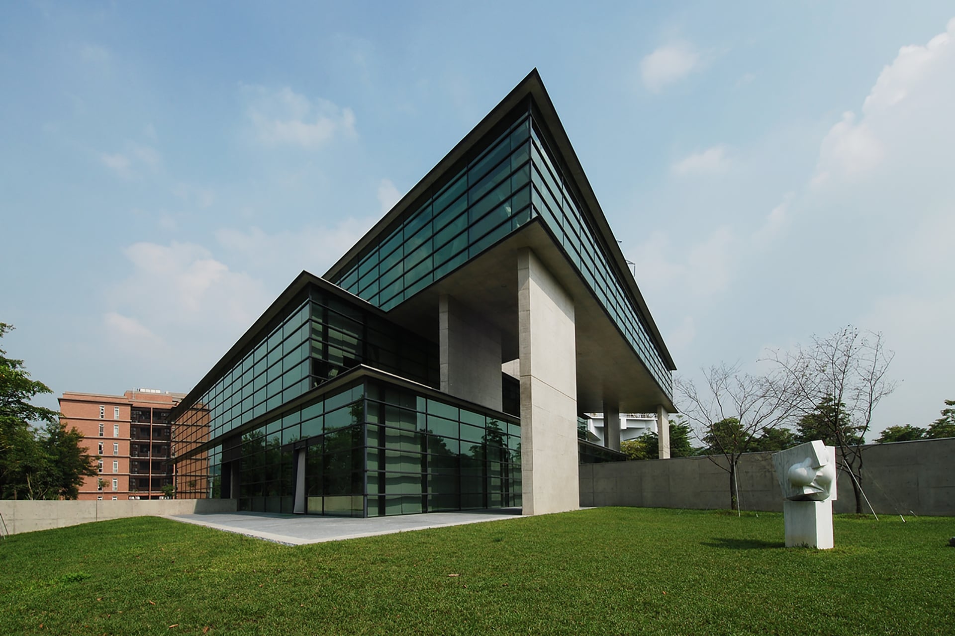 AsiaMuseumofModernArt_TadaoAndo_10