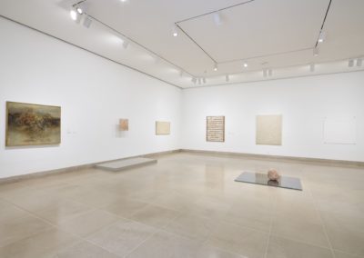 « Slip Zone: A New Look at Postwar Abstraction in the Americas and East Asia » at Dallas Museum of Art (Dallas, TX)